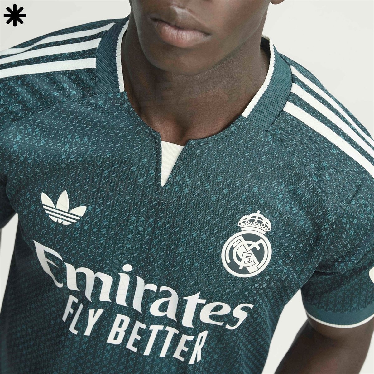 Real Madrid 26/27 away kit leak (photo 2 of 2)