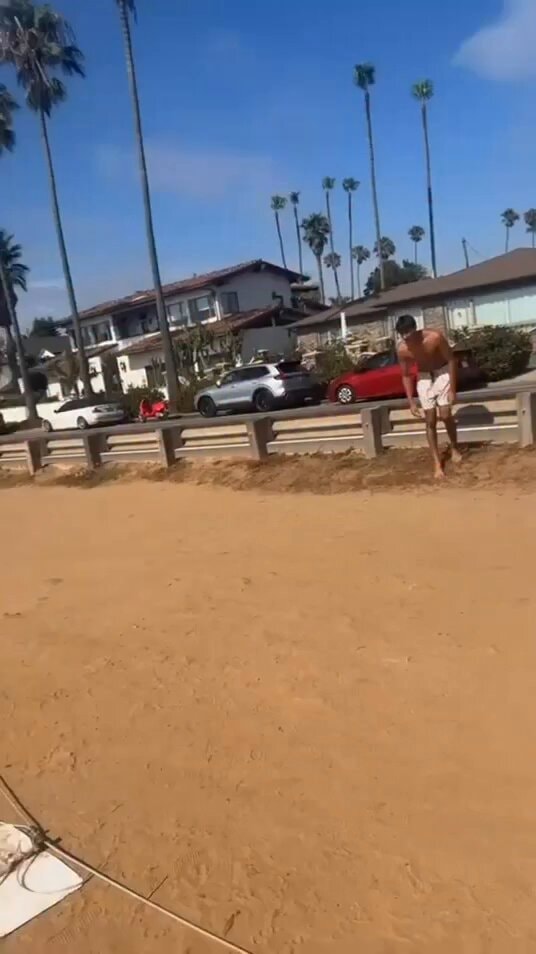 Guy attempts 30 foot gap jump Guy attempts 30 foot gap jump