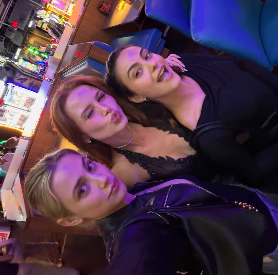 Lili Reinhart Madelaine Petsch Camila Mendes