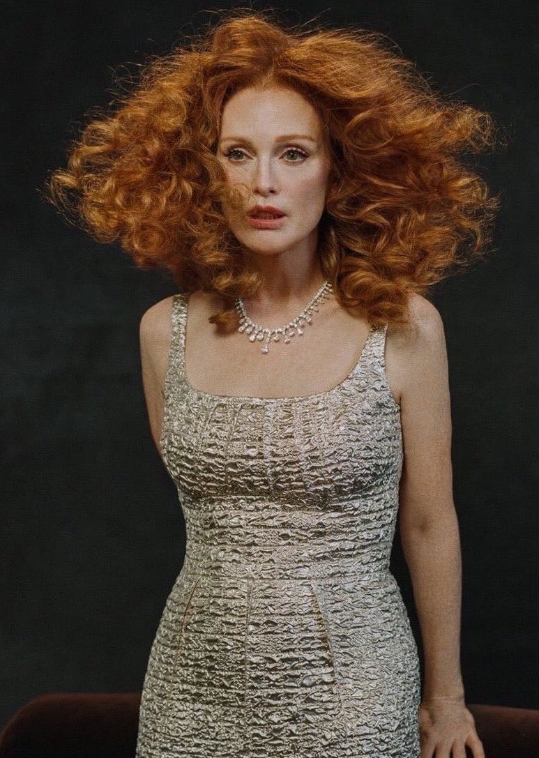 Julianne Moore on Justine Triet collaboration (photo 1 of 2)