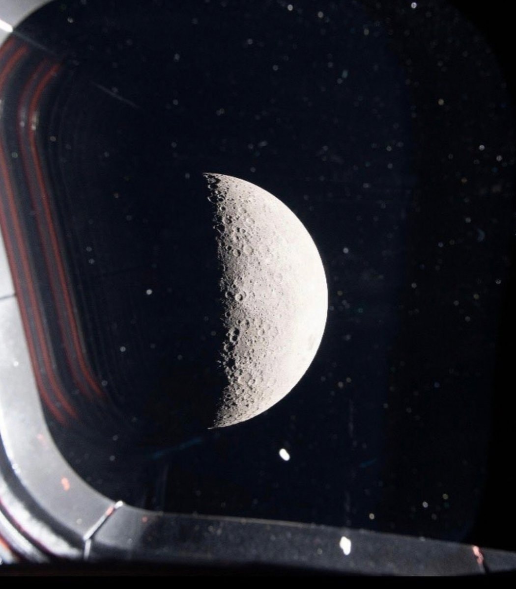 Artemis II moon images NASA (photo 4 of 4)