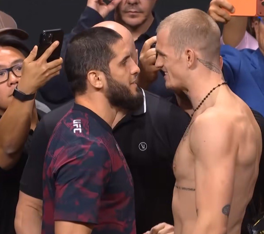 UFC330 fighters face off