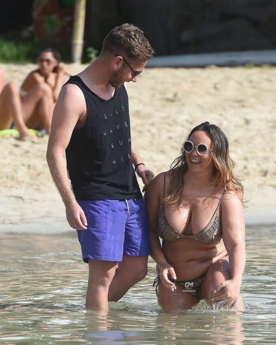 Chanelle Hayes DM MAGASIN bikini (photo 1 of 2)