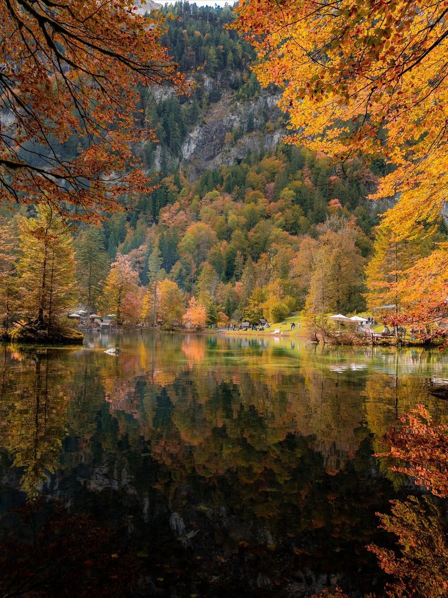 Switzerland spring scenery (photo 2 of 4)