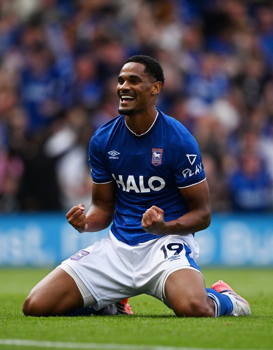 Emersonn Premier League debut