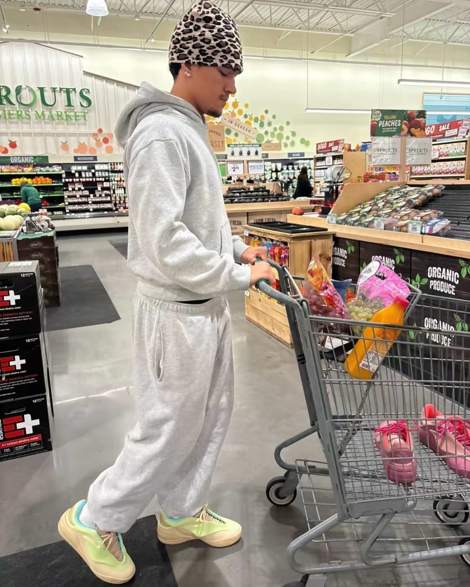 SHAI grocery store moment SHAI grocery store moment