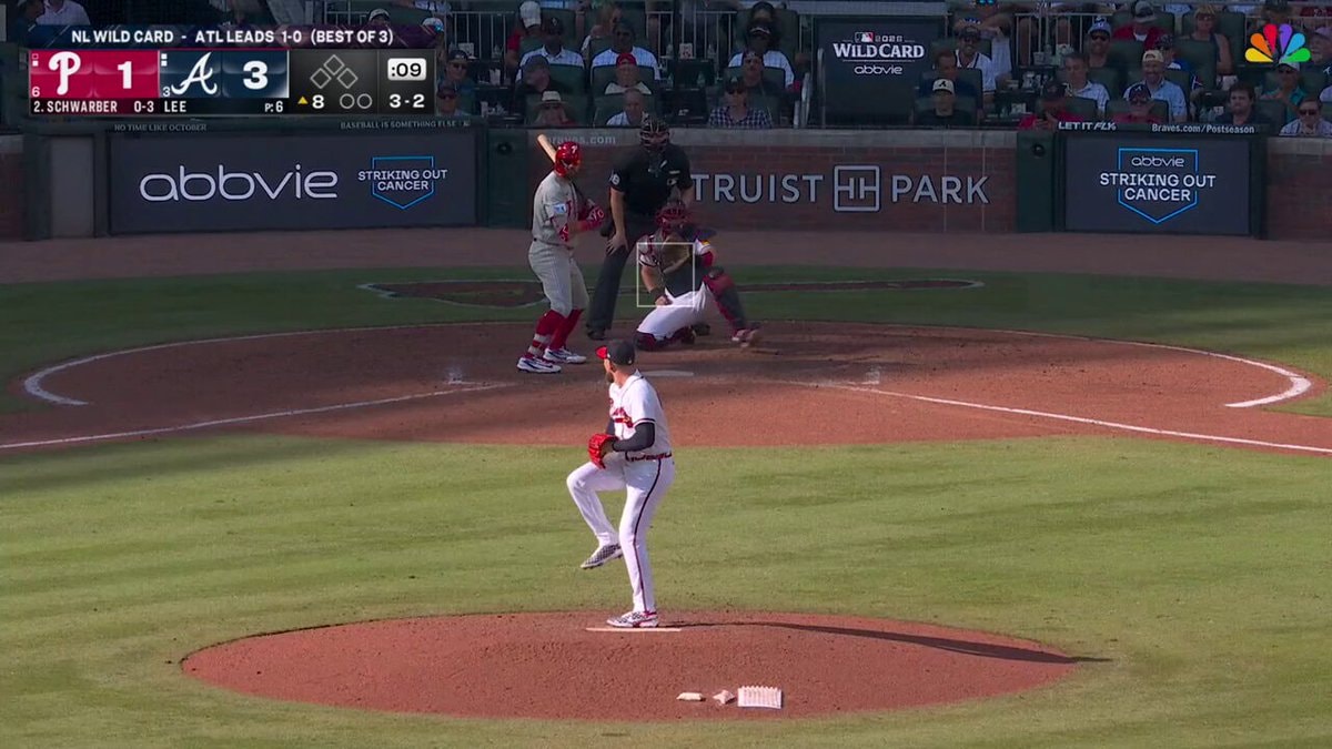 Kyle Schwarber 447-foot playoff homer
