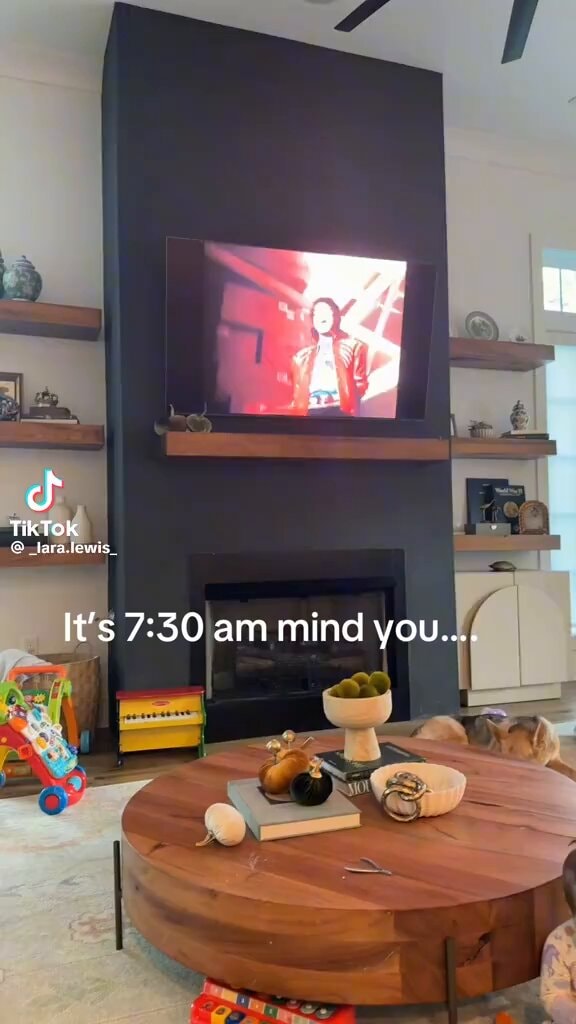 kids on tv being funny