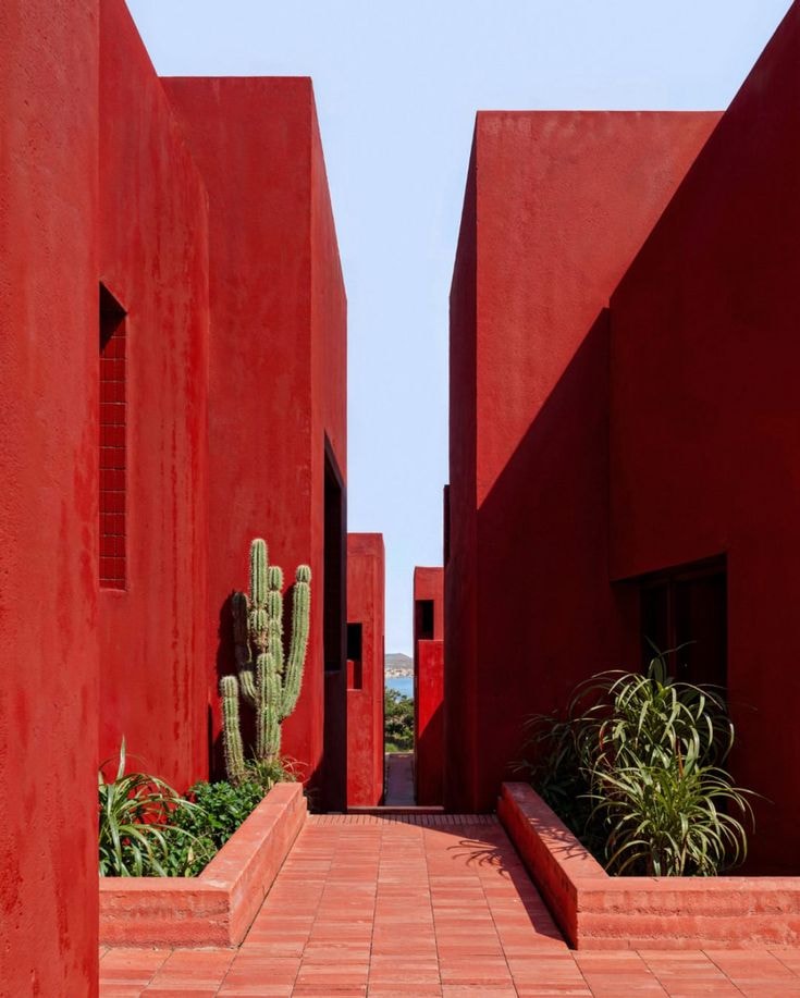 La Muralla Roja Spain (photo 3 of 4)