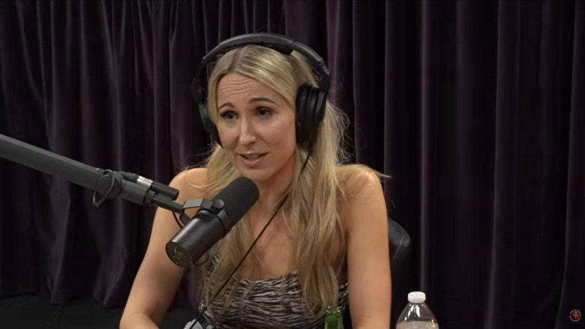 Nikki Glaser on bondage and control