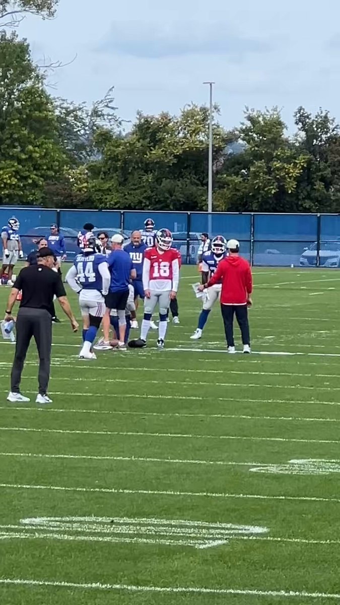 JJ McCarthy Giants practice