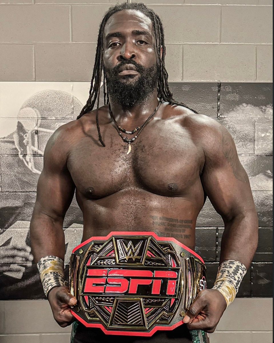 Oba Femi ESPN Moment of the Night championship
