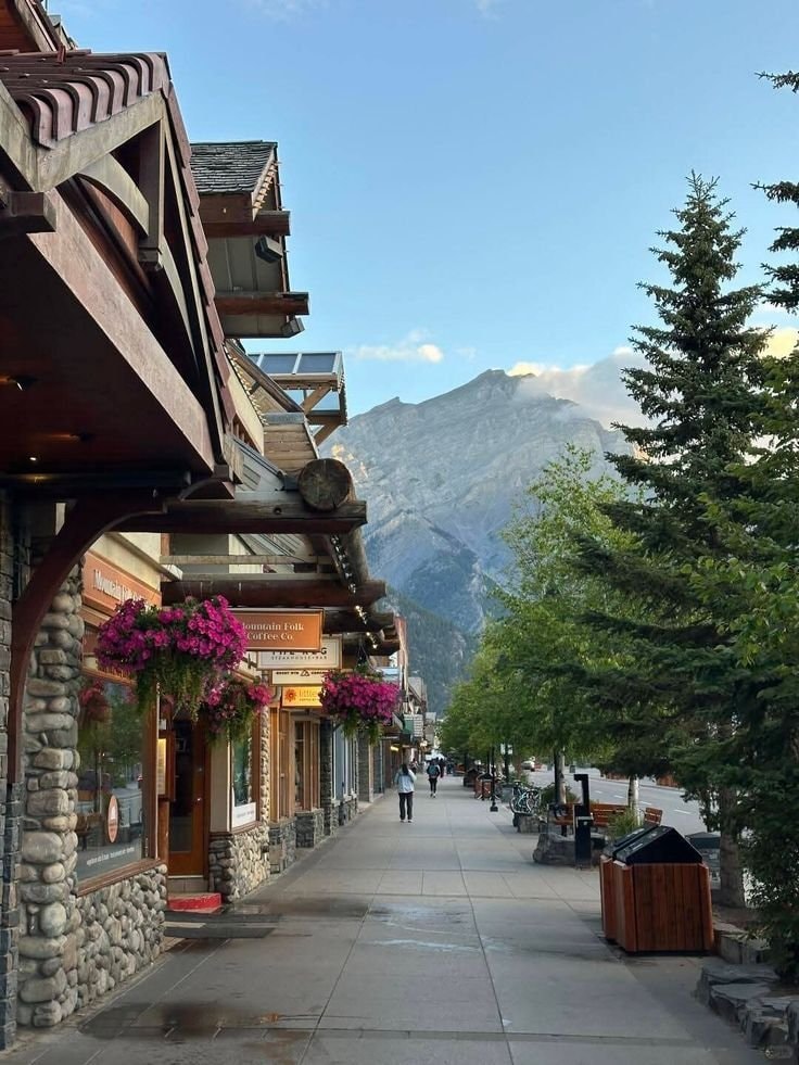 Banff street scene (photo 2 of 4)