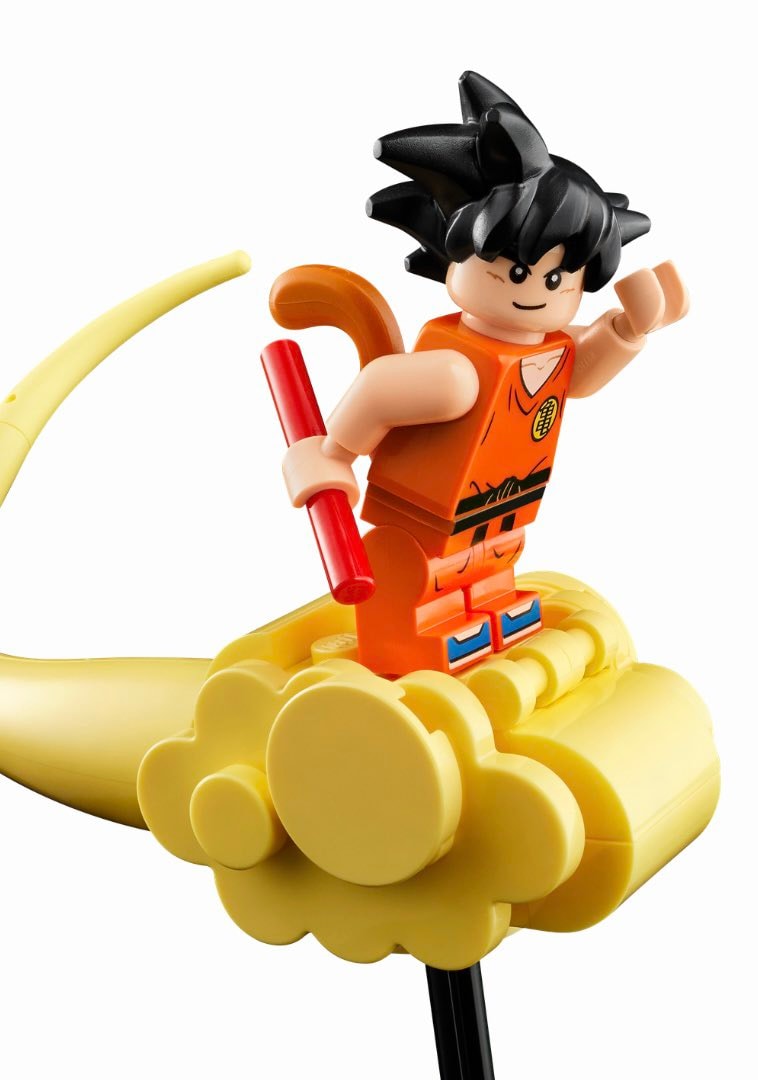 Lego Goku first look (photo 2 of 2)