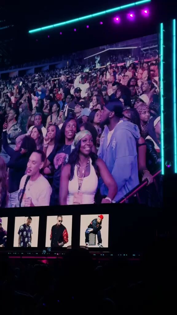 Chris Brown solo stadium tour before Usher