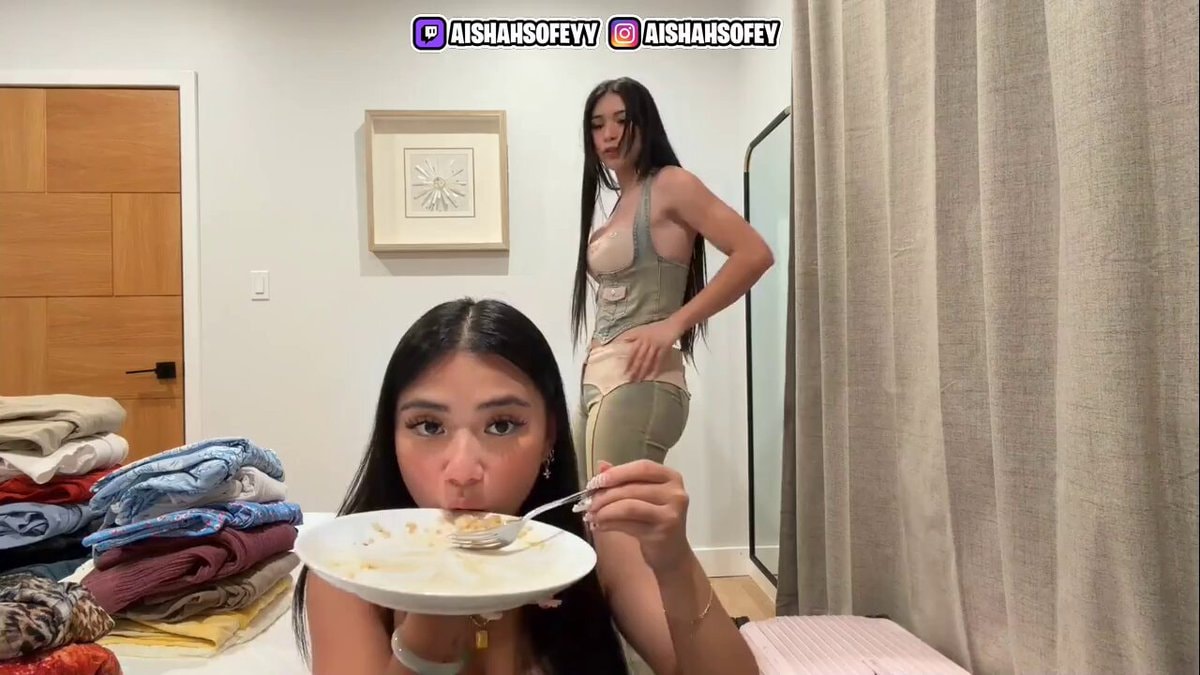Aishah Sofey caught gooning behind Joy Mei