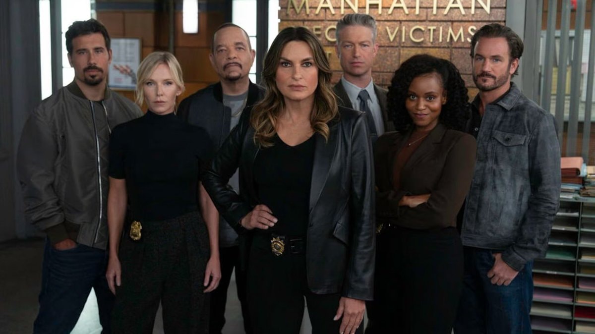 Law & Order: SVU Season 28 premiere (photo 1 of 2)