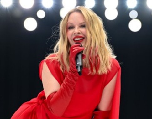 UK female artists most #1 albums (photo 3 of 4)