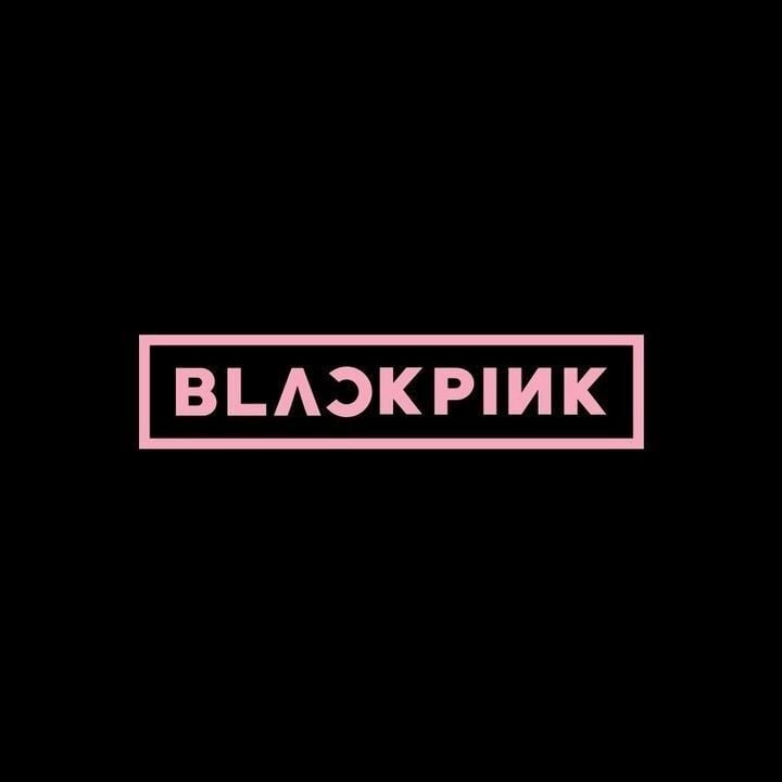 BLACKPINK 10th Anniversary fan gifts (photo 2 of 2)