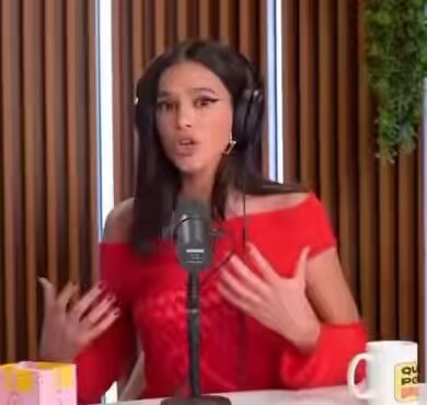 Bruna Marquezine on voting