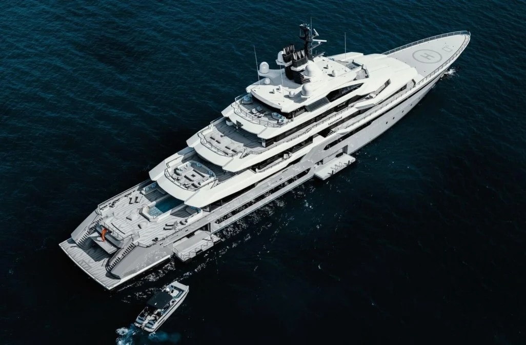 Gabe Newell Valve super yacht mural (photo 3 of 3)