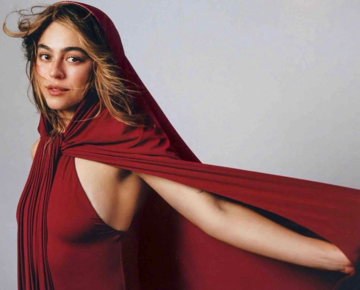 Mika Abdalla Vogue India photos (photo 3 of 4)