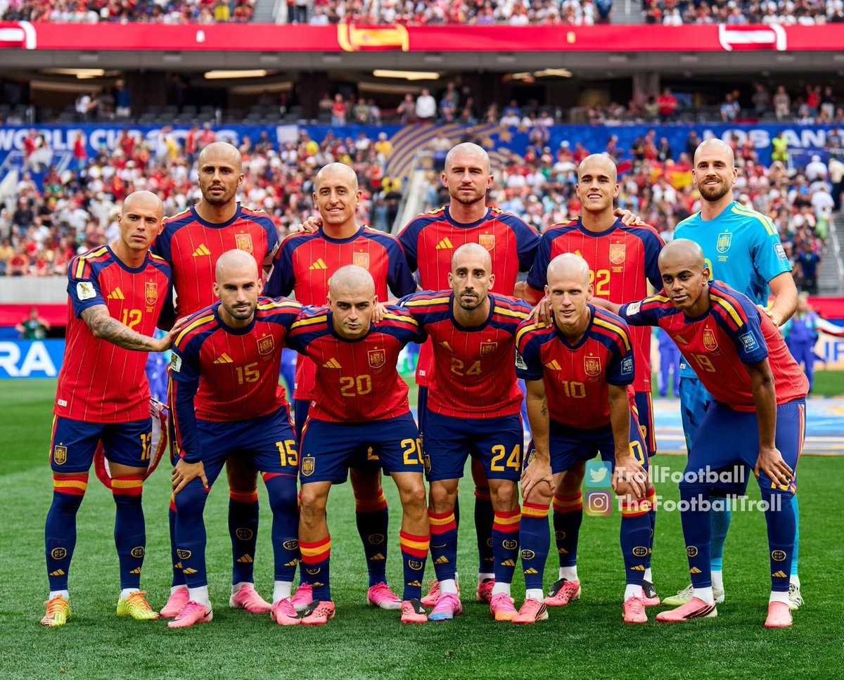 Spain national team photo vs Portugal