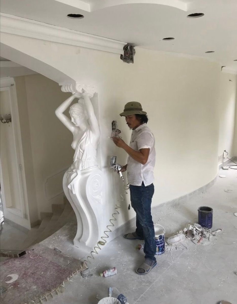 Interior remodeling with art decor
