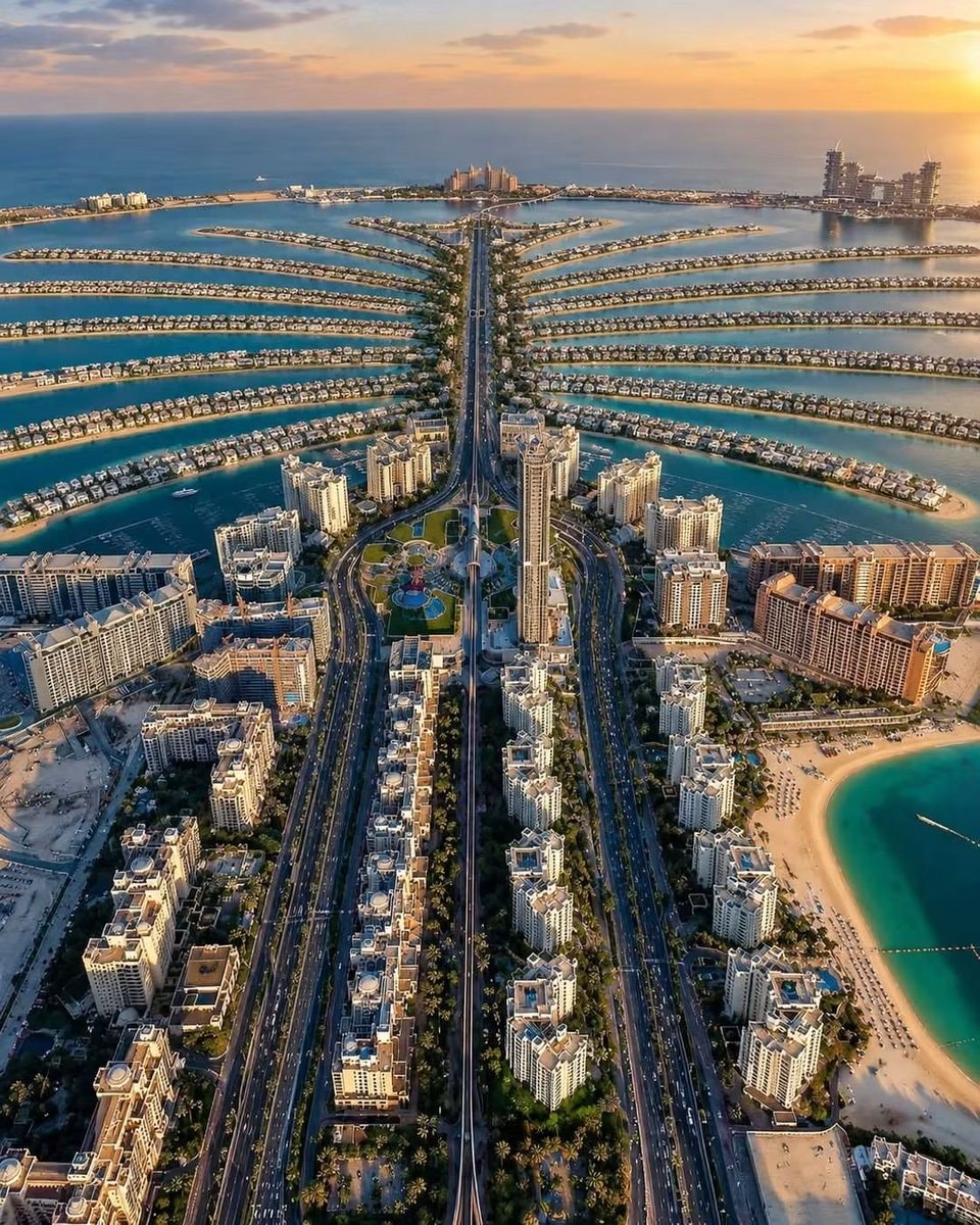 Palm Jumeirah Dubai aerial Palm Jumeirah Dubai aerial