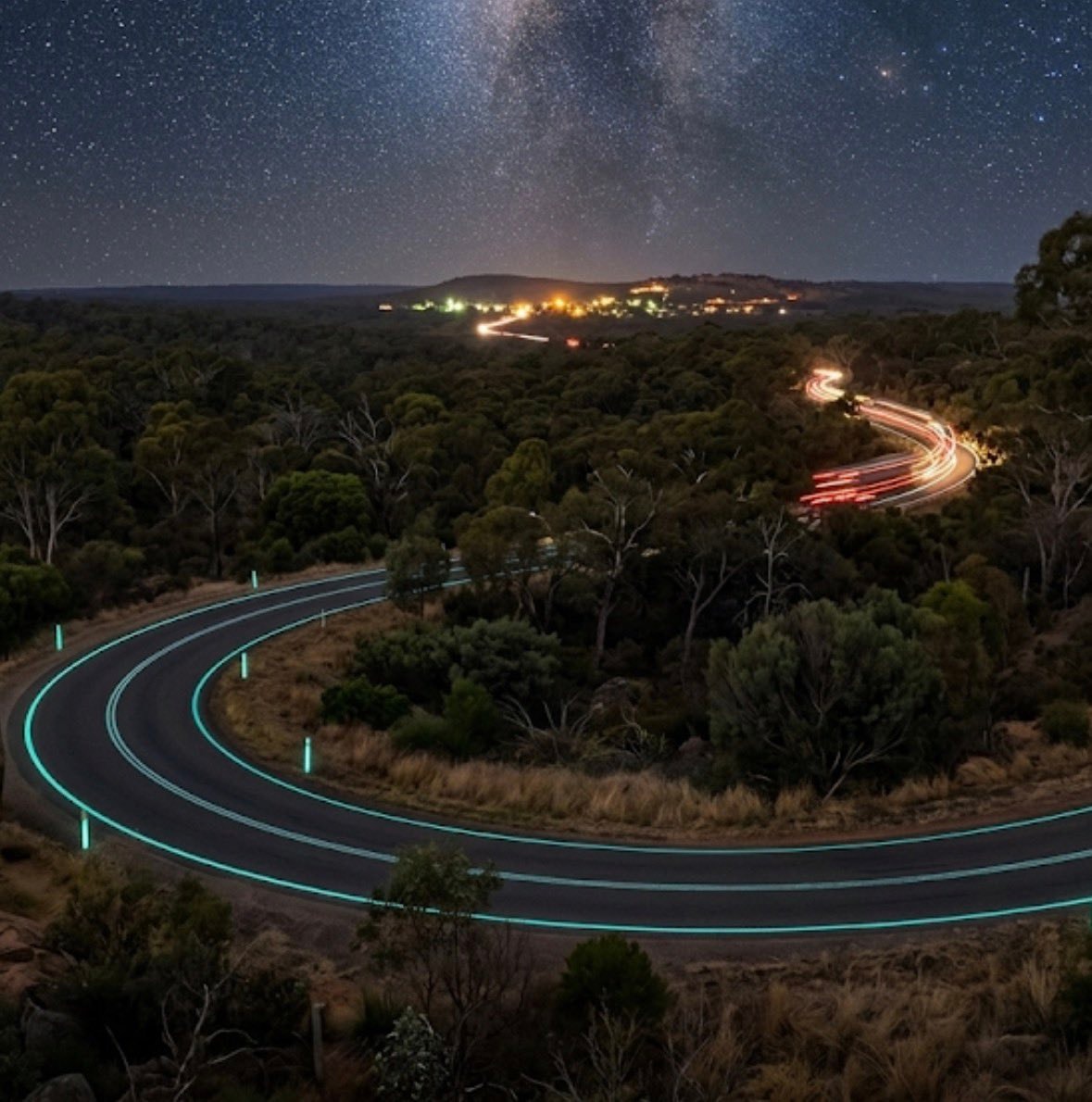 Glow-in-the-dark roads trial Australia (photo 2 of 2)