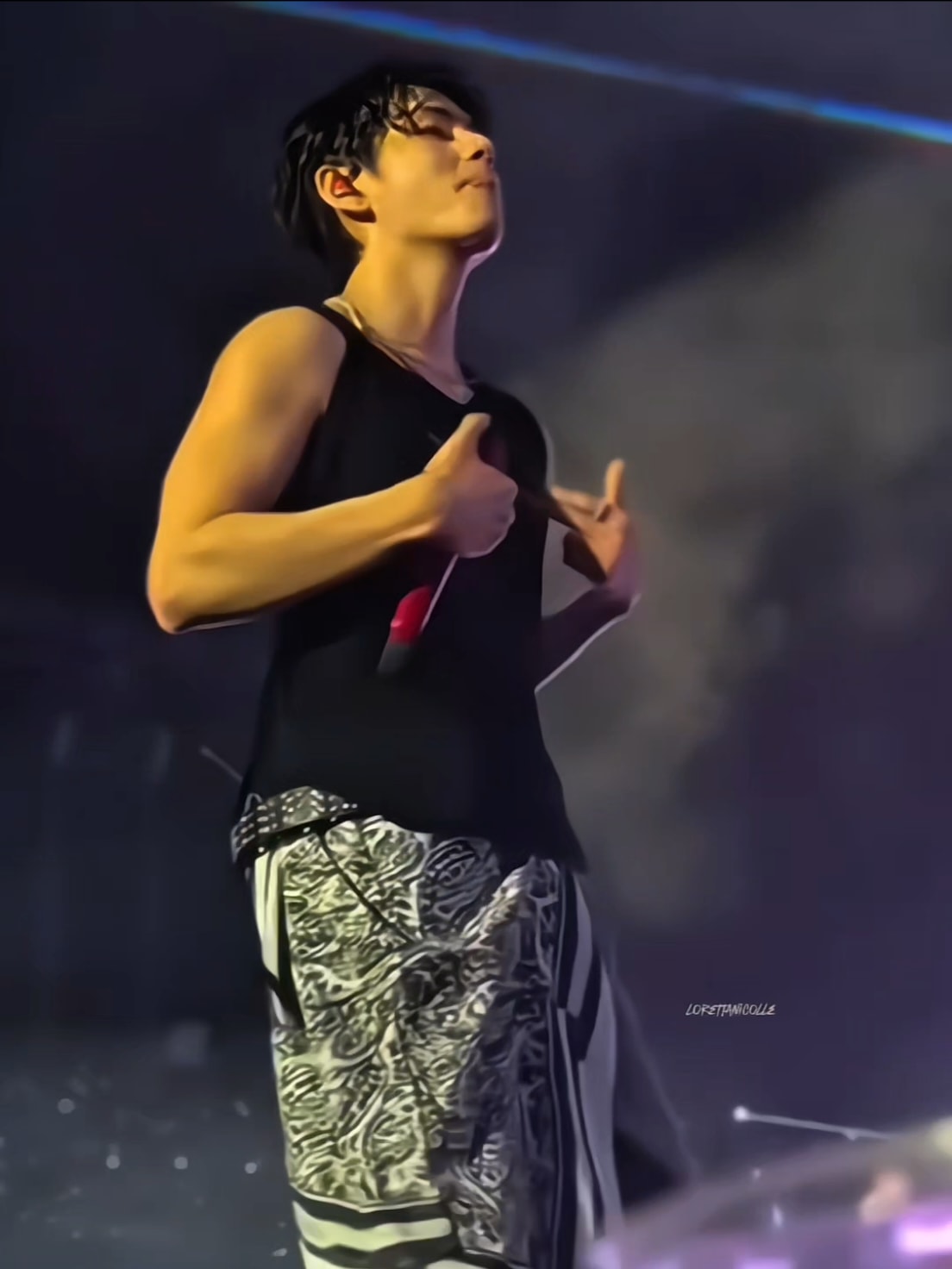 Taehyung stage performance Taehyung stage performance