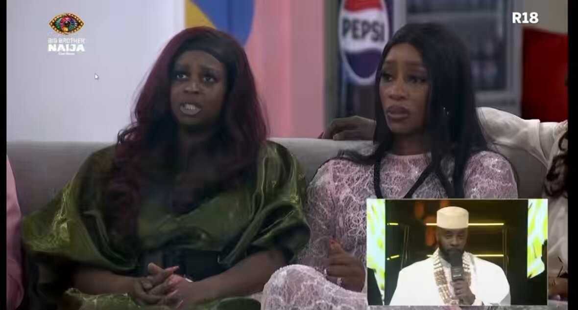 Temi clarifies who she meant Temi clarifies who she meant
