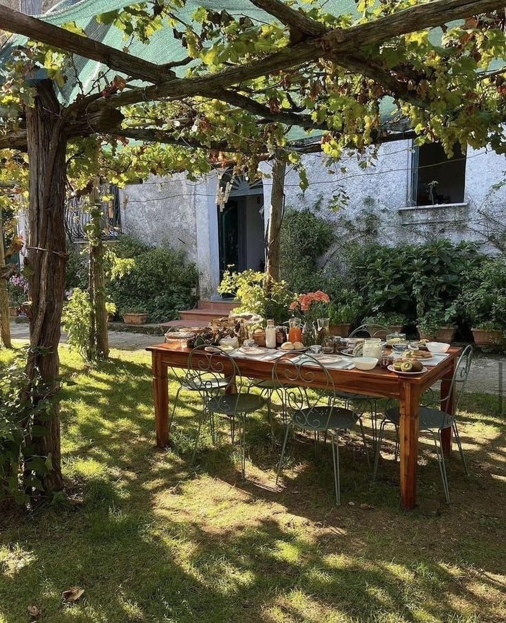 dreamy stone house garden (photo 3 of 4)