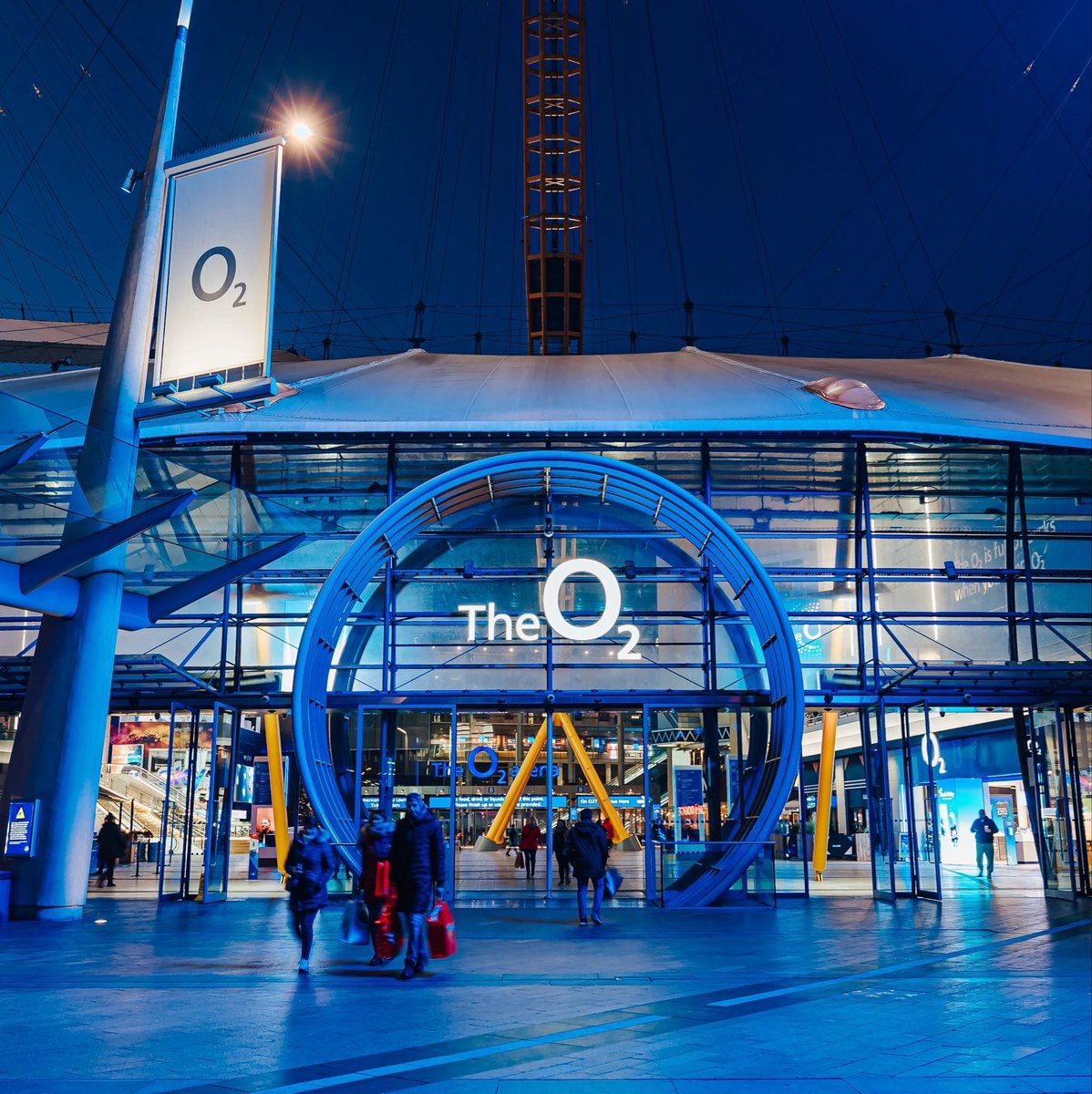 Ariana Grande O2 Arena residency (photo 2 of 2) Ariana Grande O2 Arena residency (photo 2 of 2)