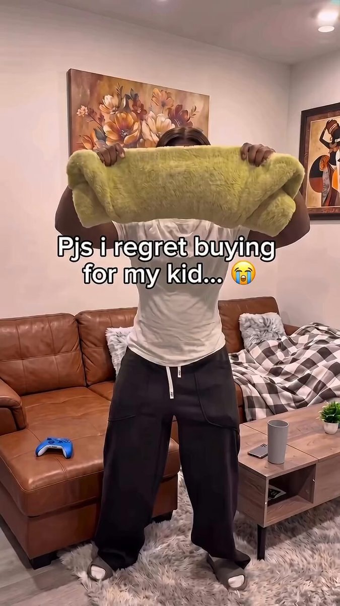 Regrettable kid pajamas