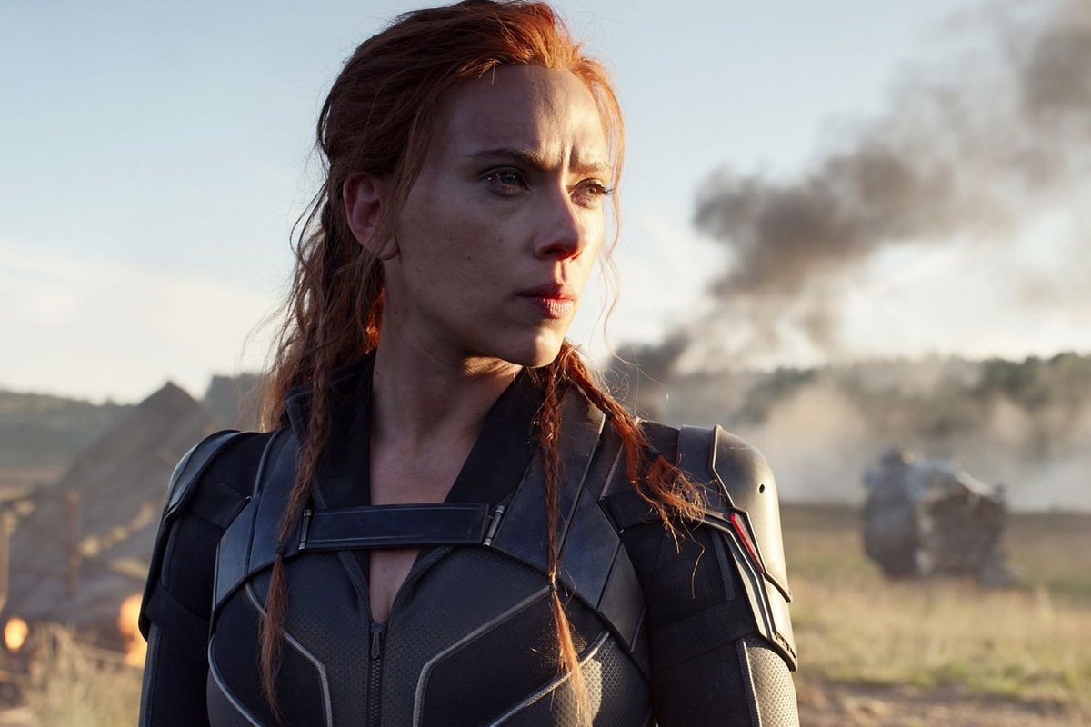 Tony Stark and Natasha Romanoff (photo 2 of 2)