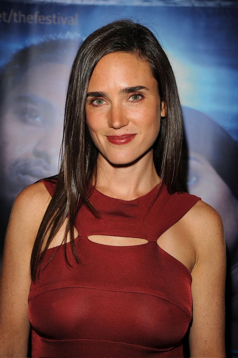 Jennifer Connelly then vs now (photo 1 of 2)