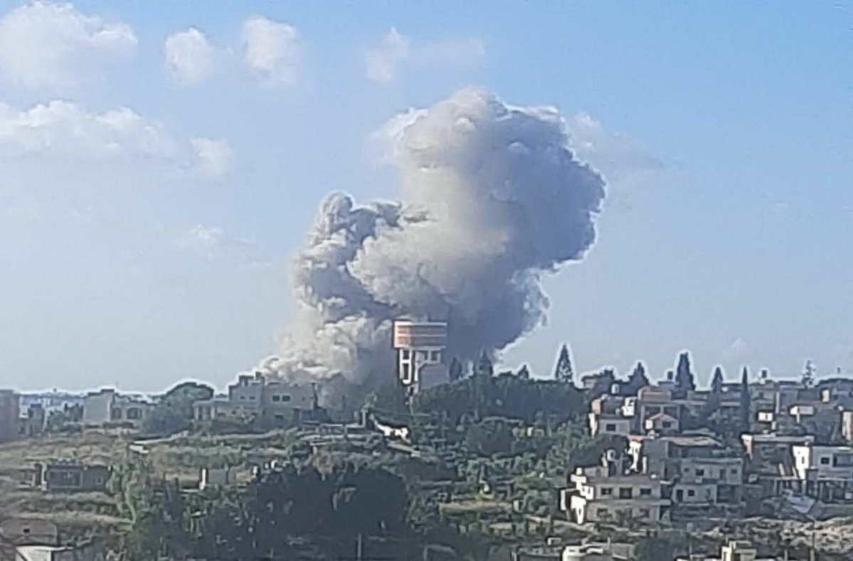 Israeli airstrikes southern Lebanon (photo 4 of 4)