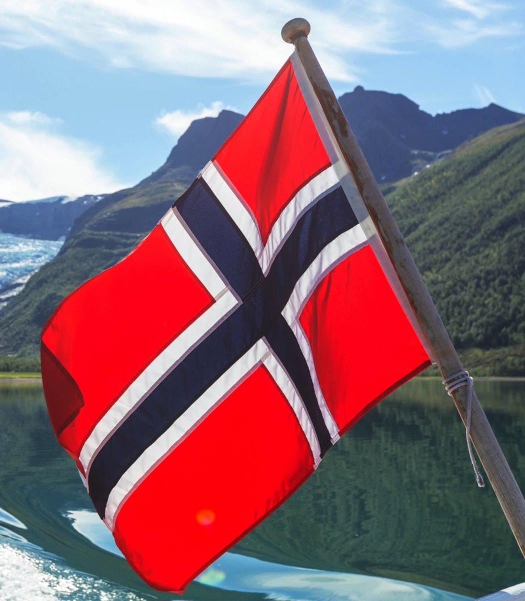 Tesla Model Y Norway sales 2026 (photo 2 of 2) Tesla Model Y Norway sales 2026 (photo 2 of 2)
