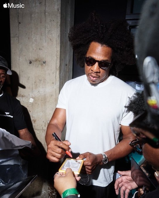 Jay-Z and Blue Ivy at Reasonable Doubt pop-up (photo 2 of 2)