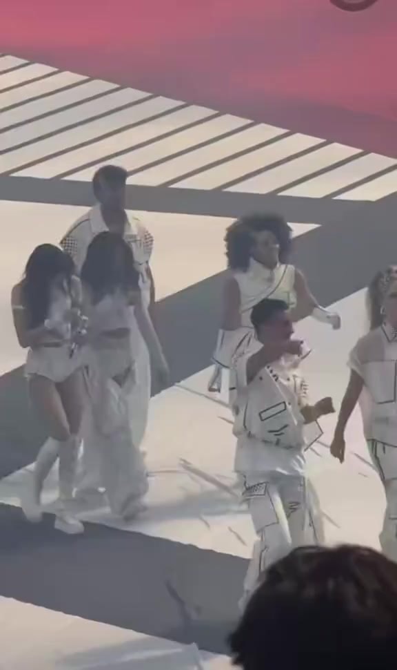 LISA Anitta FIFA World Cup opening ceremony