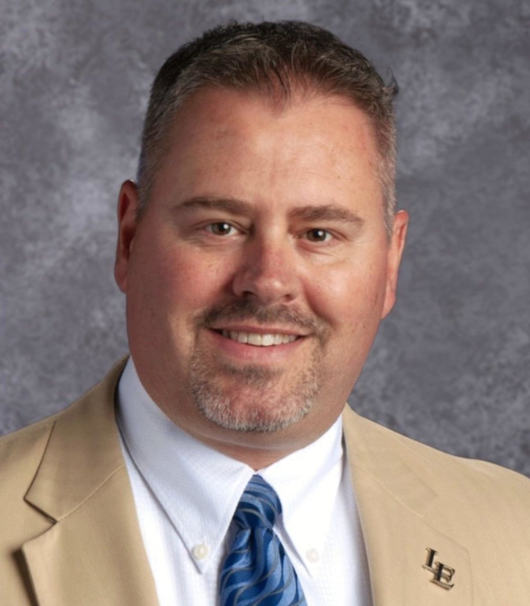 Ohio principal Rob adopts student DeDe
