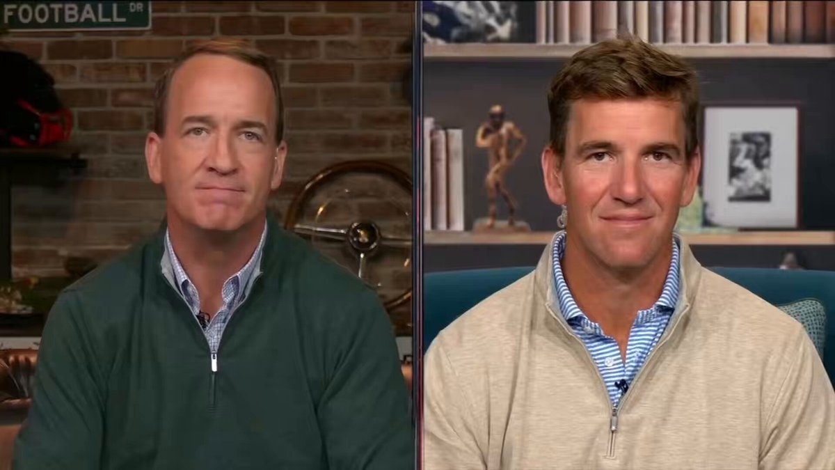 Peyton Manning Eli Manning Street Fighter