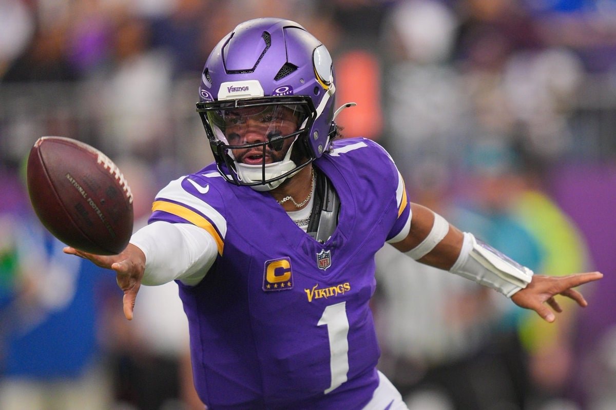 Vikings 6-0 Chargers 0-6 NFL records