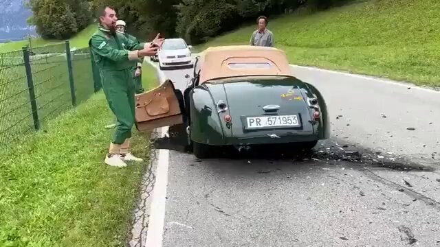 1948 Jaguar XK120 crash PR 571953
