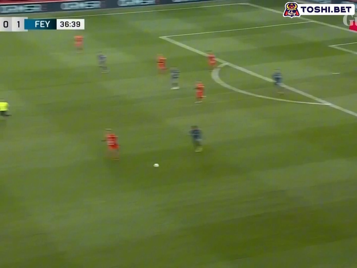 Feyenoord goalkeeper vs FC Twente