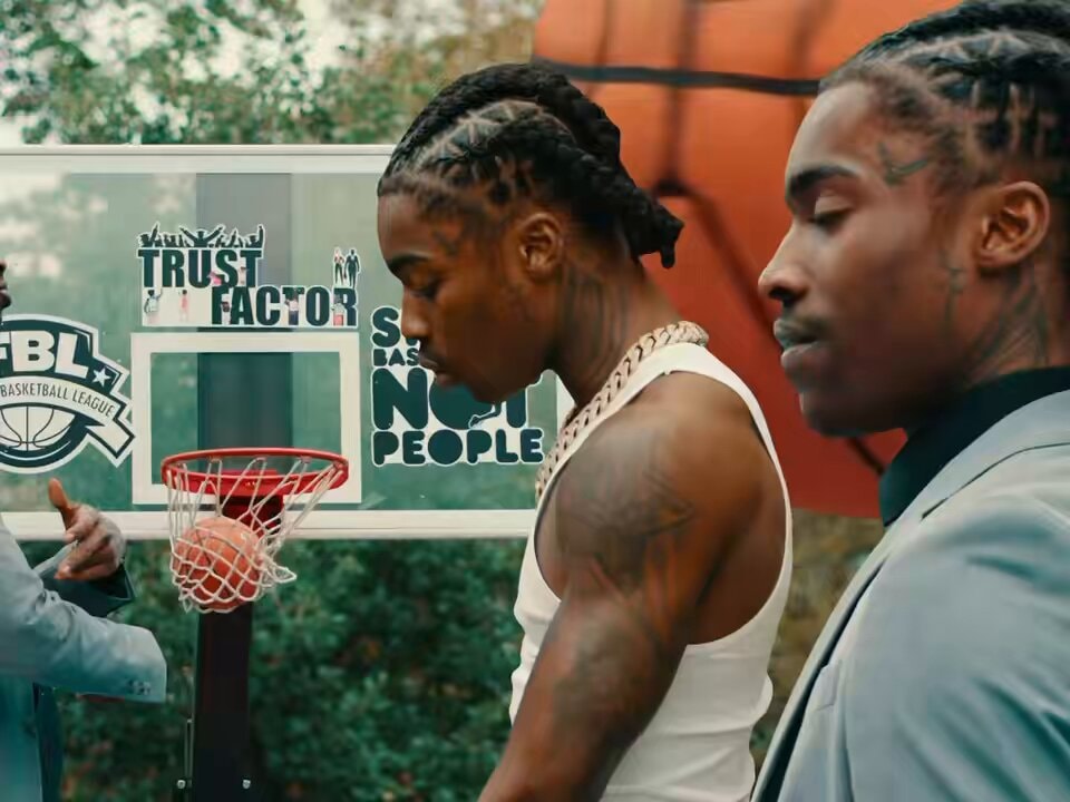 Surf7 WIDE AWAKE visuals