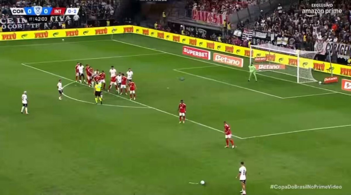 Corinthians goal by Gustavo Henrique