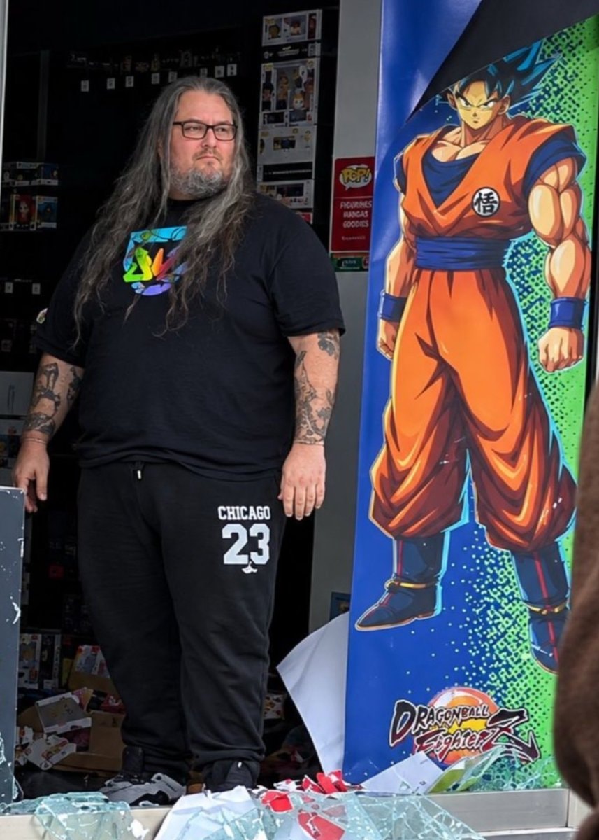 Pierre Micromania France Dragon Ball Z