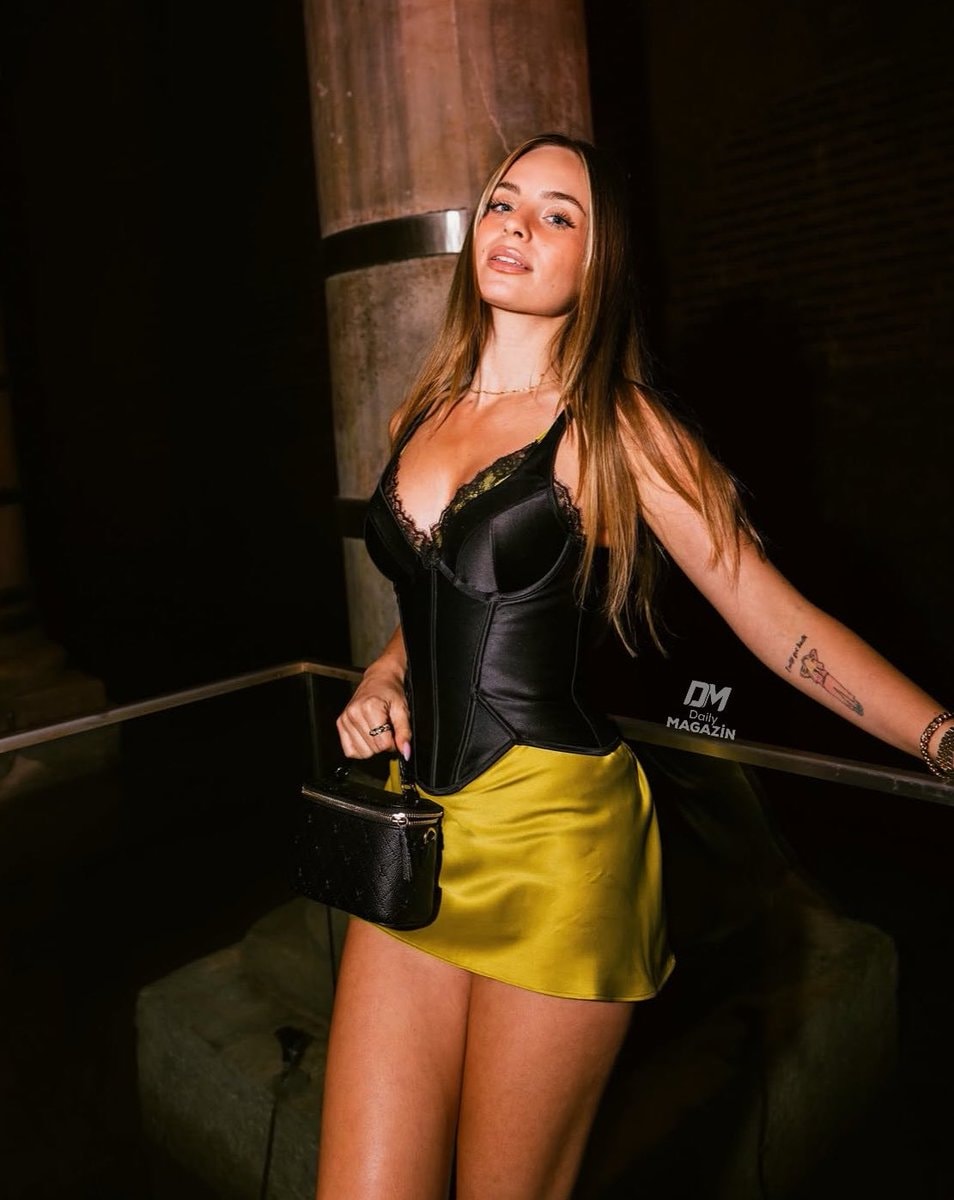 Cemre Solmaz bold night photos